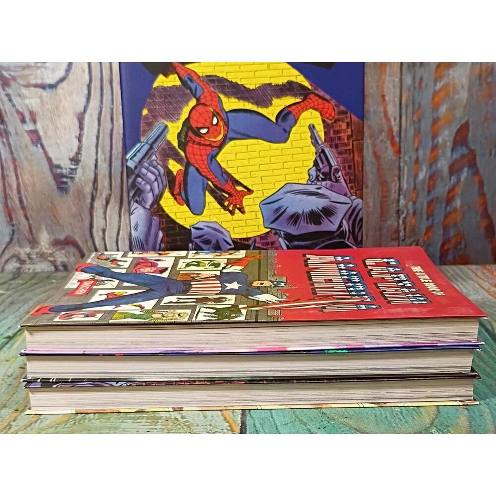 Mighty World of Marvel Box Set Spider-Man Iron Man Captain America & Avengers - Picture 9 of 13